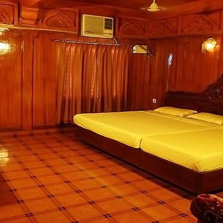 Kambam Hotel Sagar المظهر الخارجي الصورة